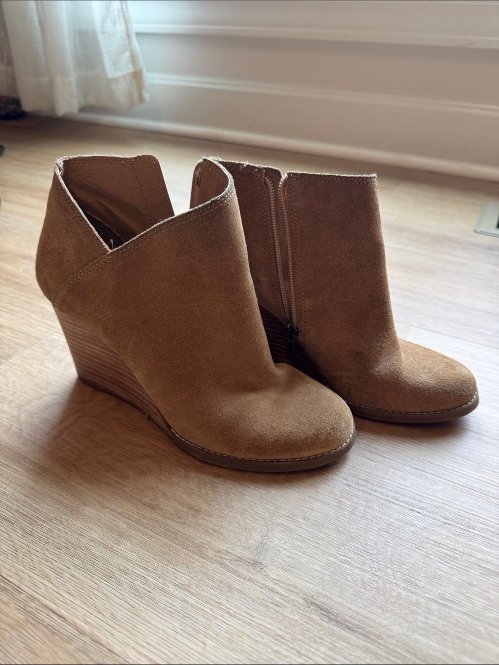 Lucky Brand Tan Suede Wedge Booties